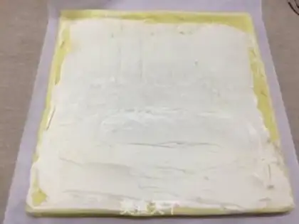 Make Santa cake step 13