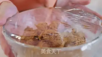 Make The gingercake man step 3
