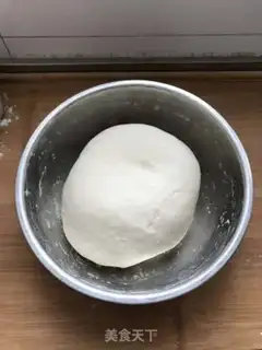Make Eggs and shrimp pie step 6