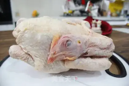 Make Christmas chicken step 1