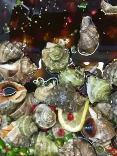 Make Spicy little seafood step 2