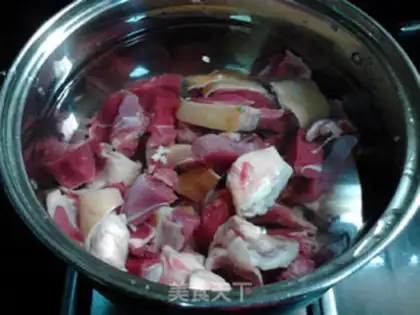 Make Western sorghum for lamb soup step 4