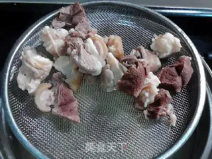 Make Western sorghum for lamb soup step 6