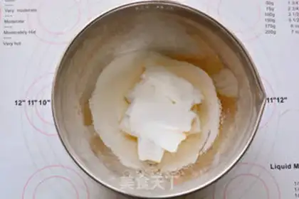 Make Christmas frosting cookies step 1