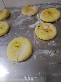 Make Onion cake step 8