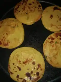 Make Onion cake step 11