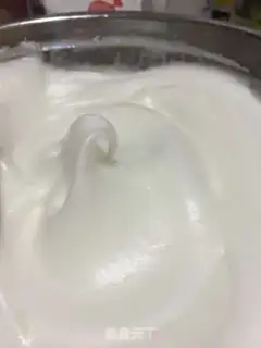 Make Cute cake roll step 6
