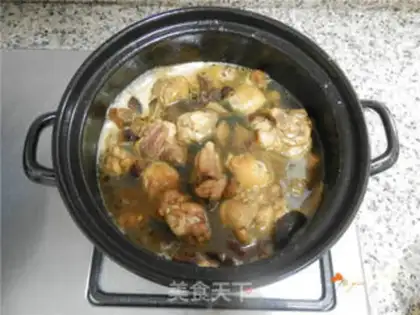 Make Spicy chicken in the casserole step 10