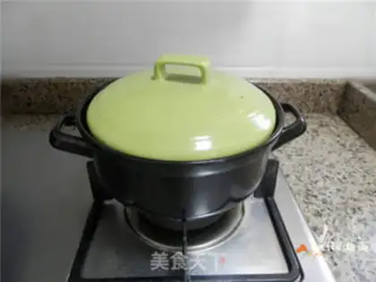 Make Spicy chicken in the casserole step 11