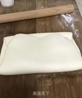 Make Slice the buns step 1