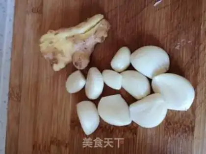 Make Spicy chicken step 1