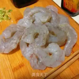 Make Dutch soy shrimp step 1