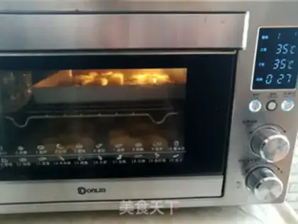 Make Christmas bread step 10