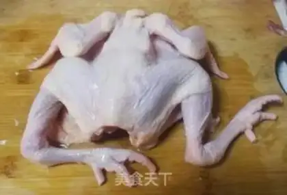 Make The chicken soup step 2