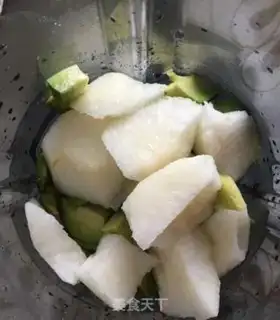 Make Butterfruit pear shake step 4