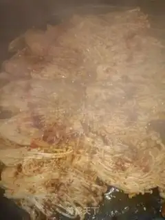 Make Spicy golden needle mushrooms step 7