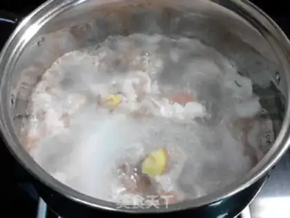 Make Horse hooves, cane, lamb chop soup step 3