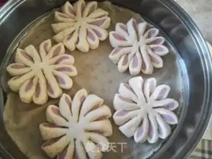 Make Potato buns step 21