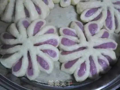 Make Potato buns step 25
