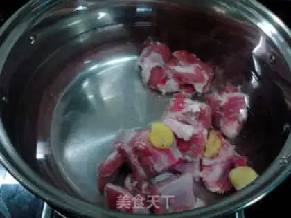 Make Horse hooves, cane, lamb chop soup step 10
