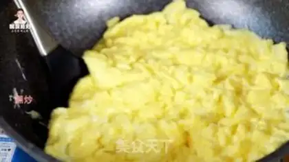 Make Eggs and pickles step 5