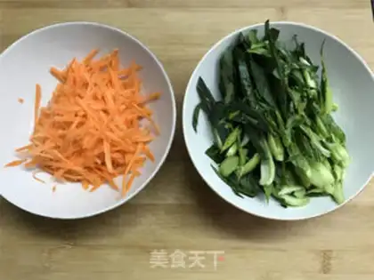 Make The octopus rice line step 1