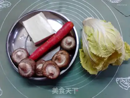 Make Triple cabbage tofu soup step 0