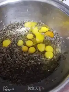 Make Shrimp riceballs step 0