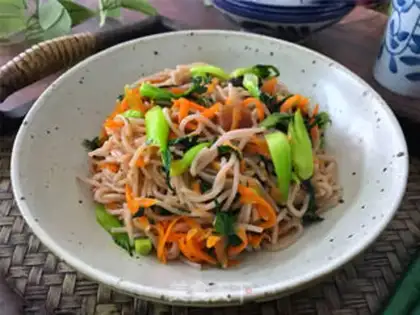 Make The octopus rice line step 8