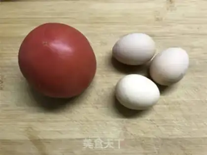 Make Tomato fried eggs step 0