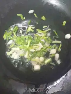 Make Pepper fried eggs step 2