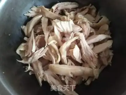 Make The cold lemon hand tore the chicken step 2