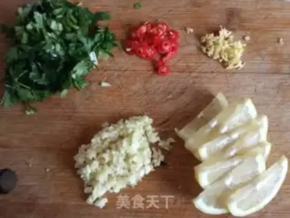 Make The cold lemon hand tore the chicken step 3