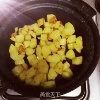 Make Curry potato abalone step 0