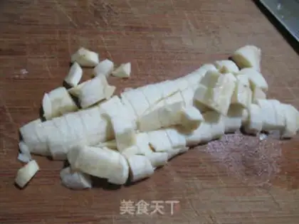 Make Banana omelet step 1