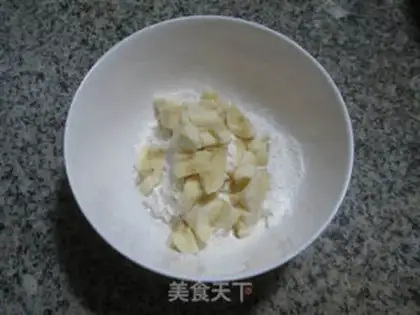 Make Banana omelet step 2