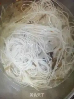Make Sea Ribbon Spaghetti step 1