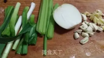 Make The shrimp eats chicken step 1