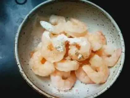 Make Shrimp doll food step 0