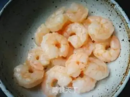 Make Shrimp doll food step 3