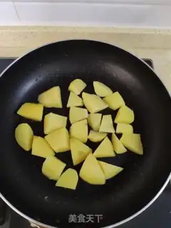 Make Gold Potato Cape step 4