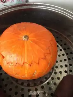 Make The golden guacamole step 14
