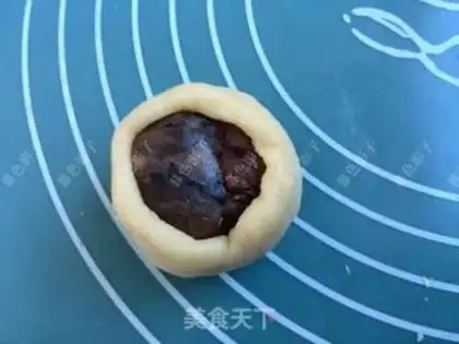 Make Rose bean cake step 7