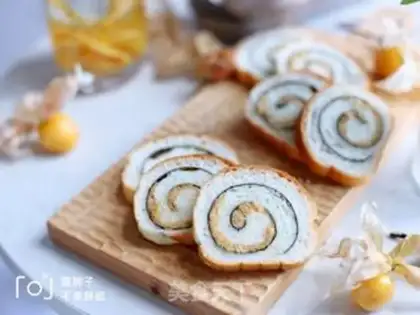 Make Seat cheese pine rolls step 15