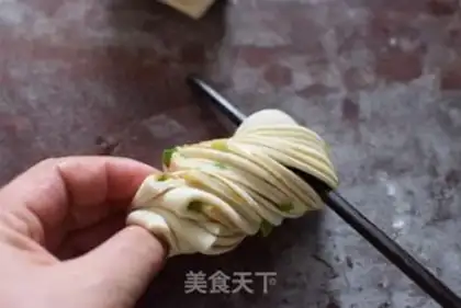 Make Oil rolls step 7
