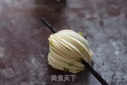 Make Oil rolls step 8