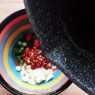 Make Sour spicy. Soup noodles step 0