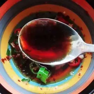 Make Sour spicy. Soup noodles step 3