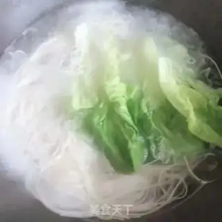 Make Sour spicy. Soup noodles step 4