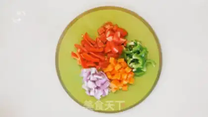 Make Tomato chicken cheese step 0